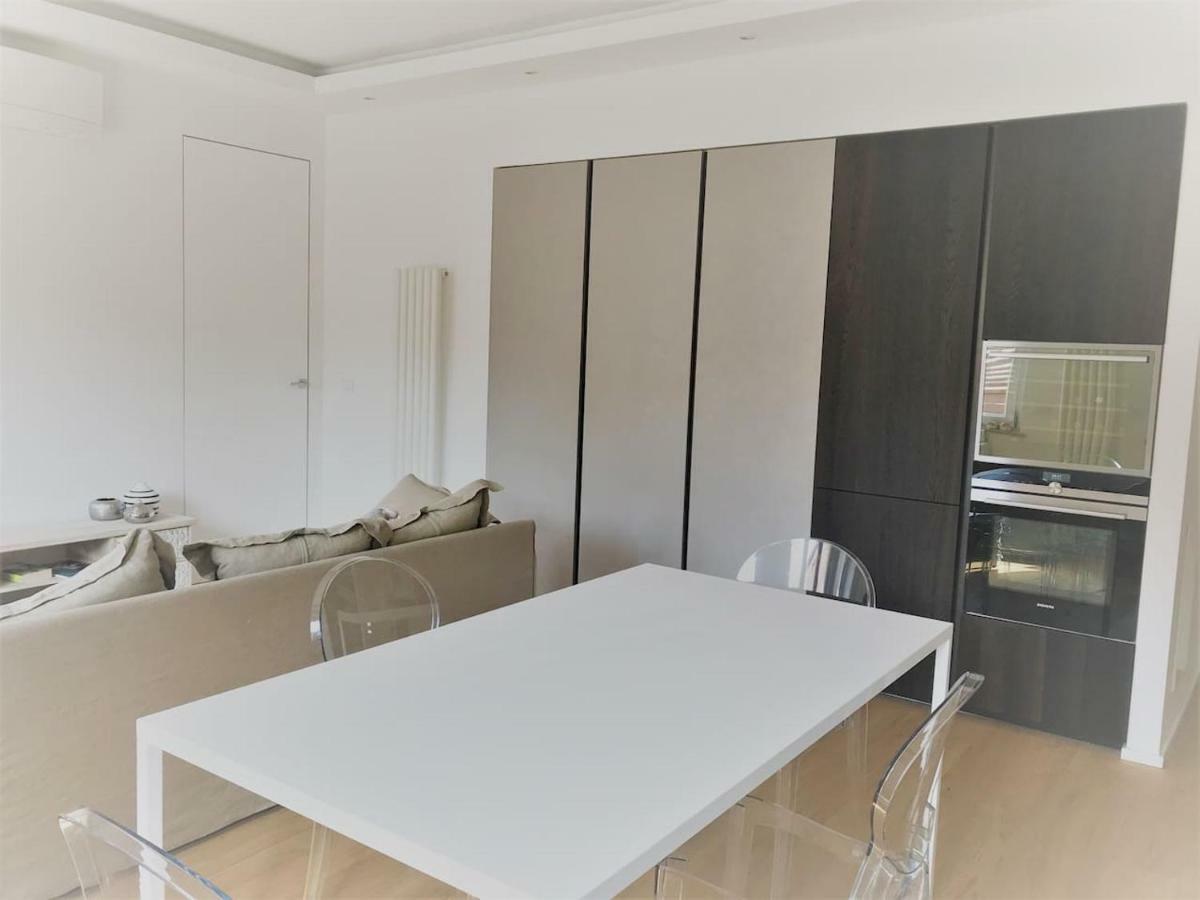 Excelsior 10 - Luxury Apartment กราโด ภายนอก รูปภาพ